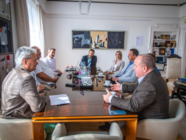 Fülöp Zsolt, Fehér Zoltán, Dr. Dudás Alexander, Dr. Kovács Rezső, Dr. Tóth-Kurmai Viktória, Horogh Gergely, Dr. Búza László – Fotó: Bellai László