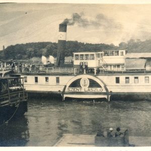 Szent László gőzös a Dunán, fotó az 1920-as, 1930-as évekből FMC Történeti Fotótár